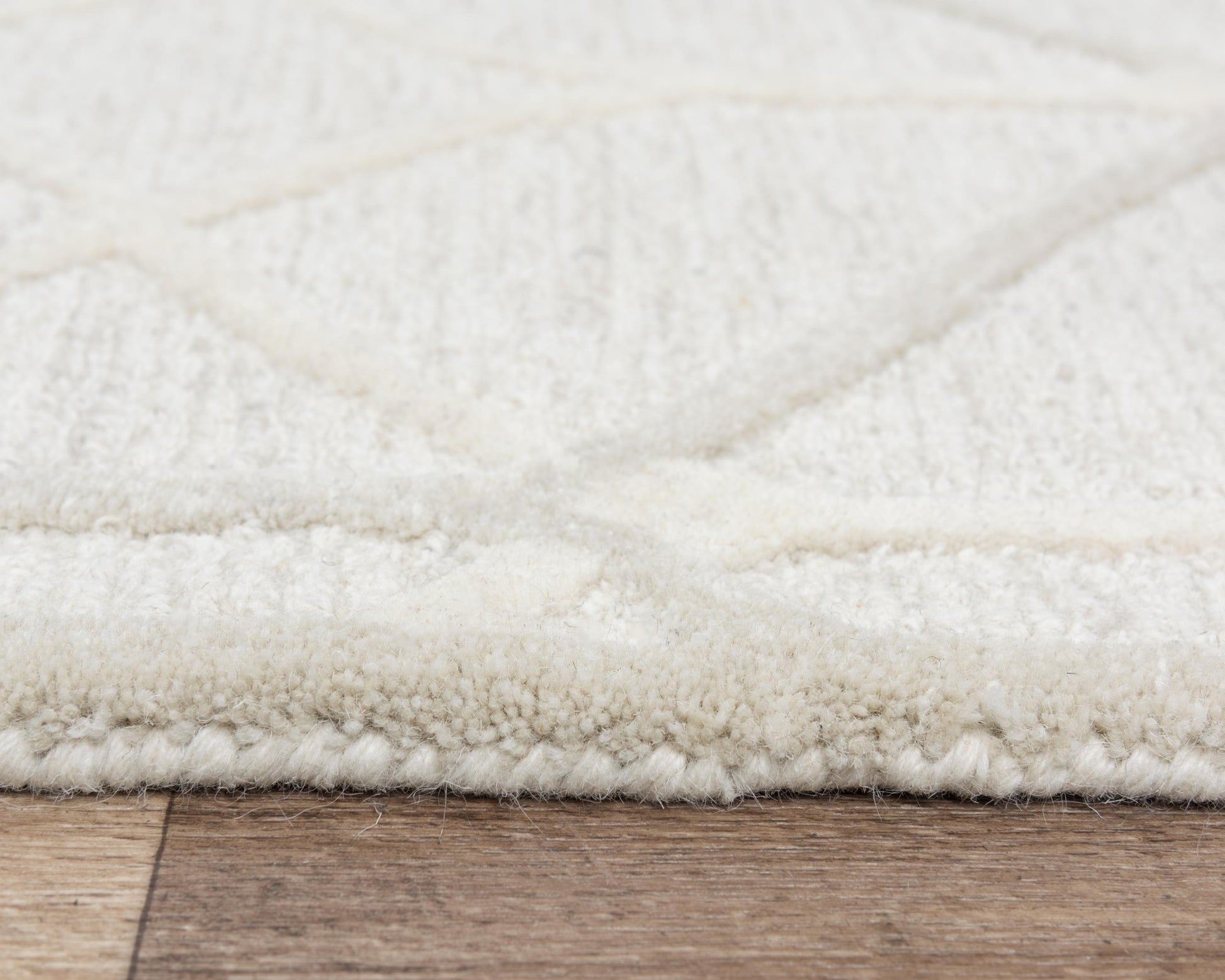 Ava transitional rug, 5' x 8'.
