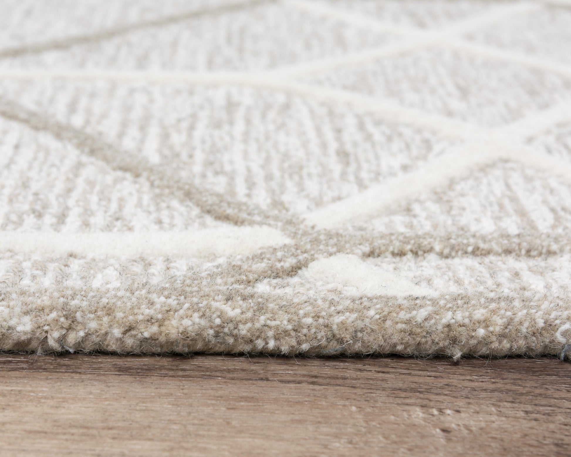 Ava transitional rug, 5' x 8'.
