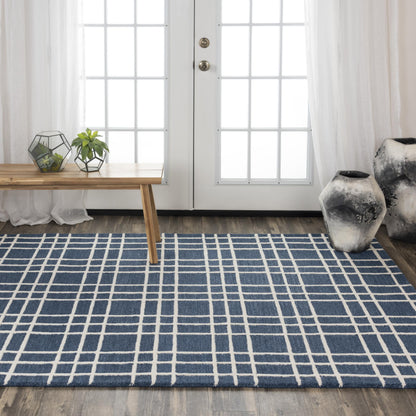 Contemporary area rug, 5' x 8'.