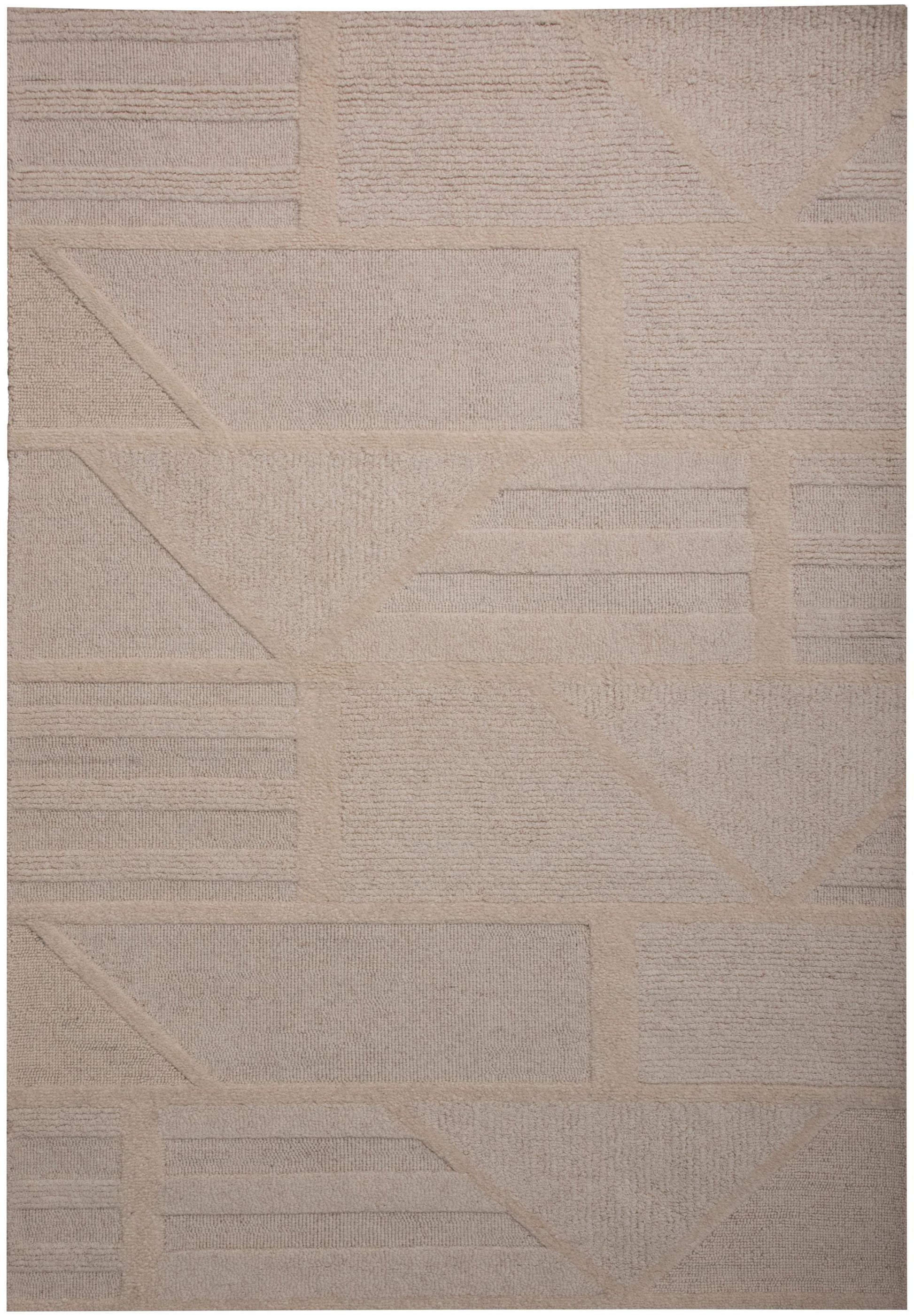 Contemporary rug, 5' x 8'.