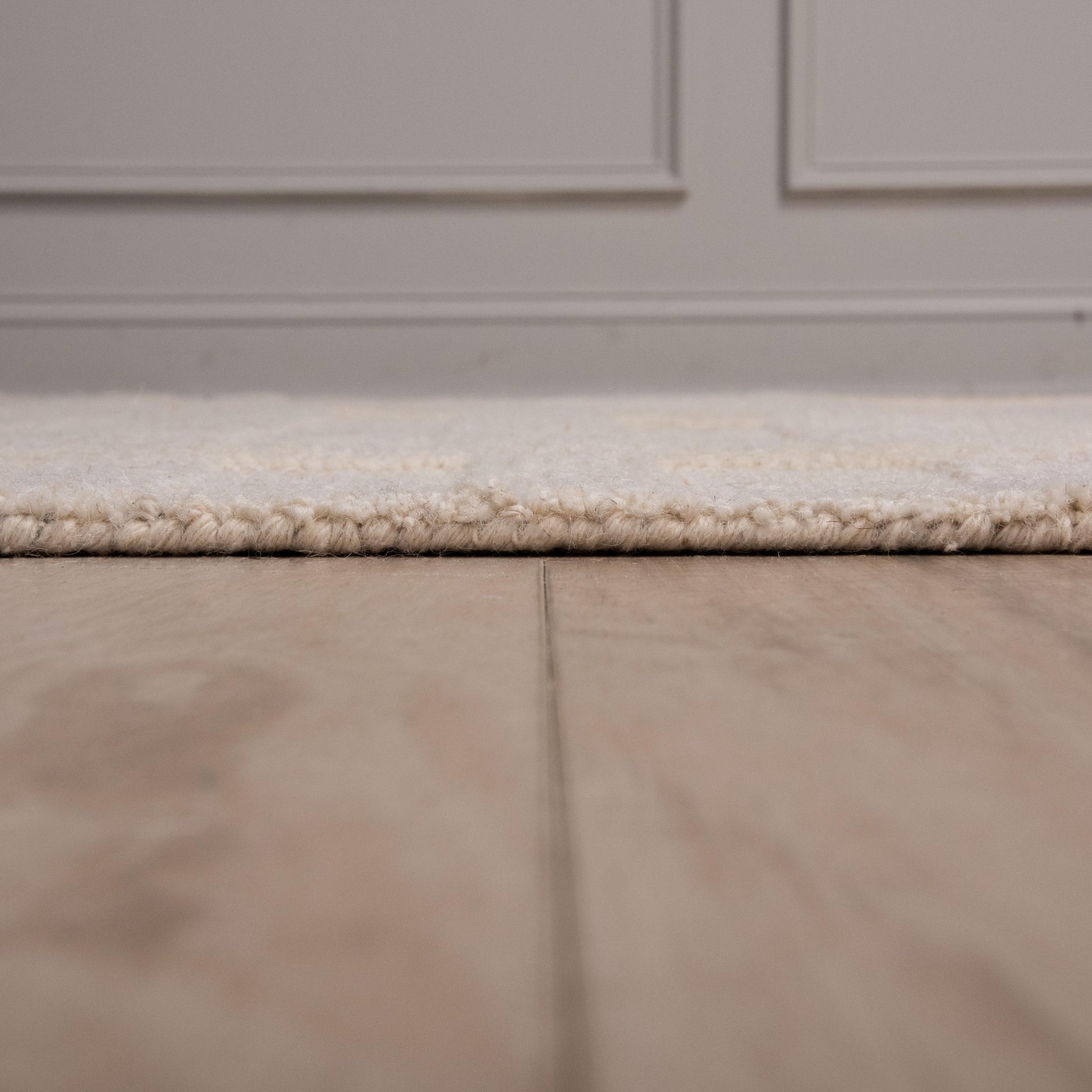 Lofton Contemporary rug, 5' x 8'.