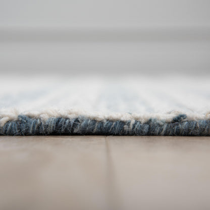 Contemporary rug, 8' x 10'.