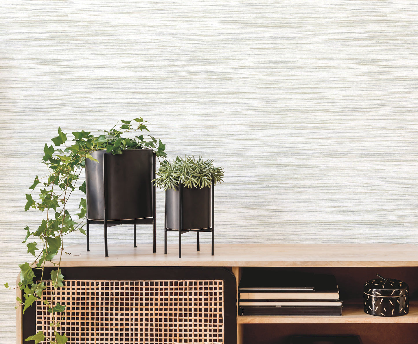 York Wallcoverings Artistic Abstracts Fountain Grass Ivory Wallpaper Transitional Faux Grasscloth Beiges  Wallpaper - AG2087