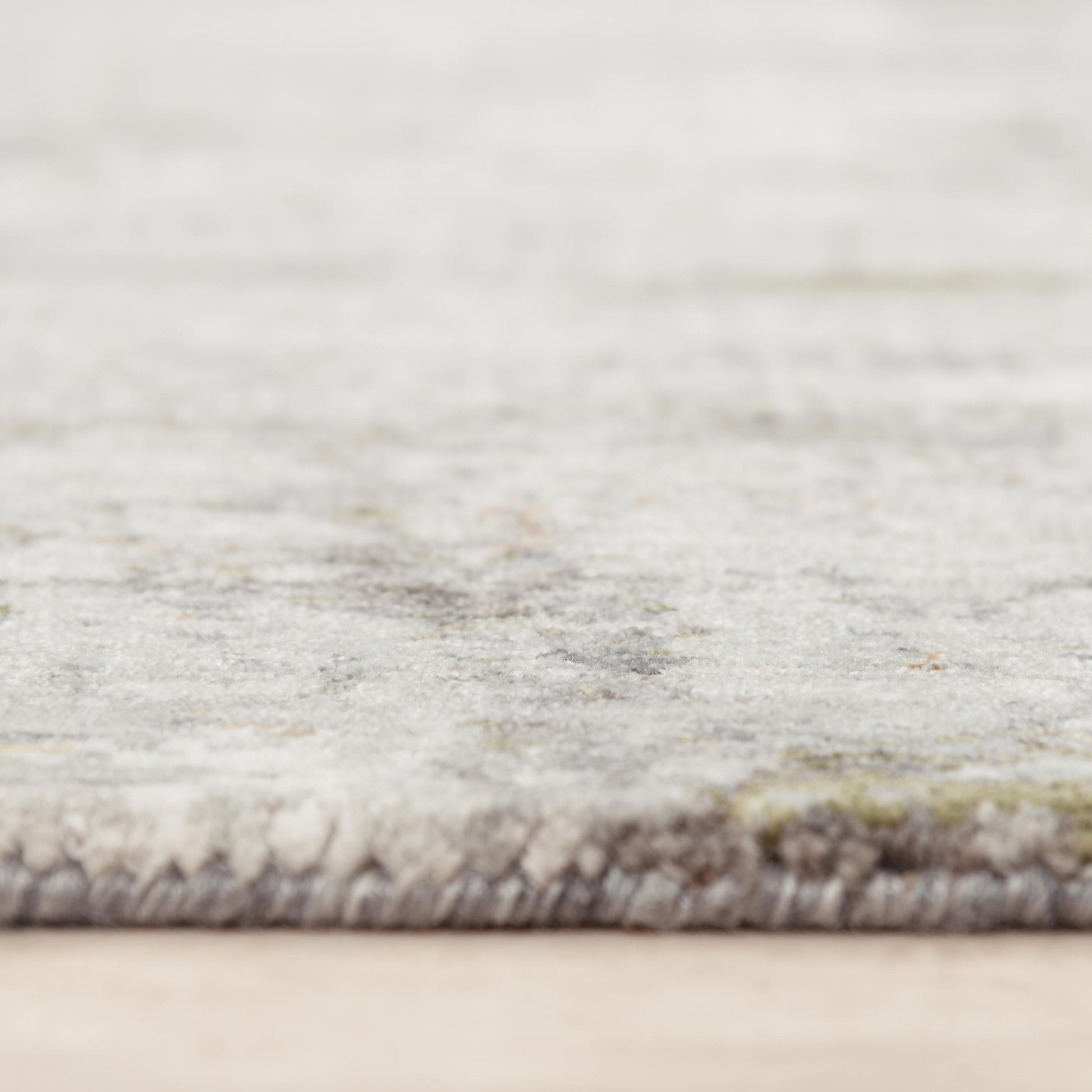 Rug, contemporary style, 10' x 13'.