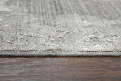 Rug, 2' x 3'.