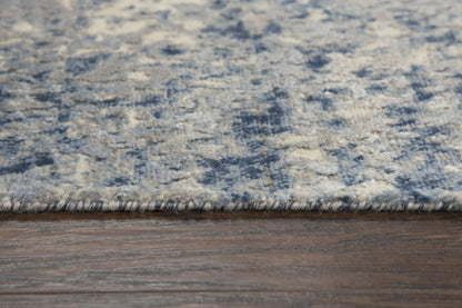 Rug, 5' x 8'.