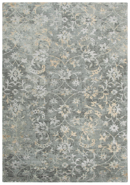 Rug, 2' x 3', transitional.
