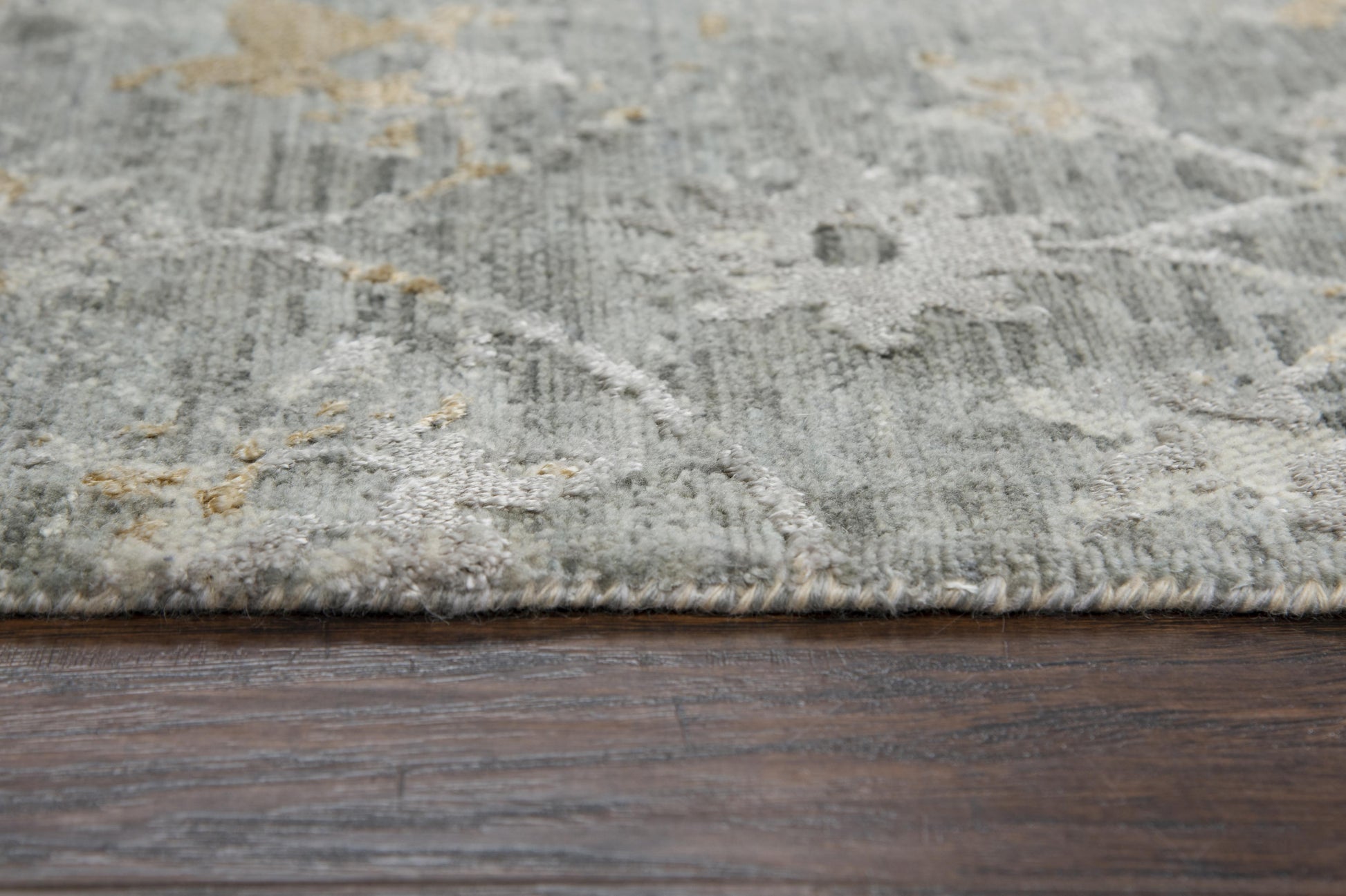Transitional rug, 2' x 8'.
