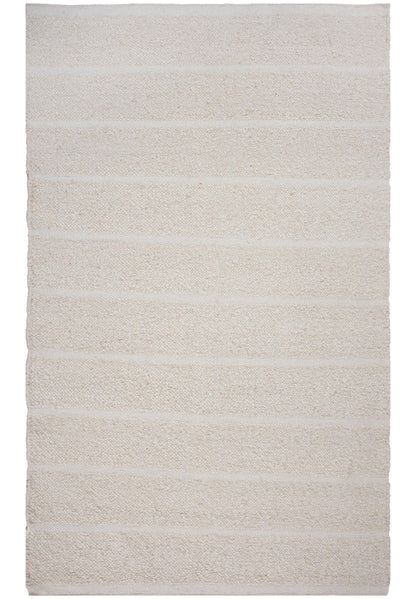 Rug, 8' x 10'.