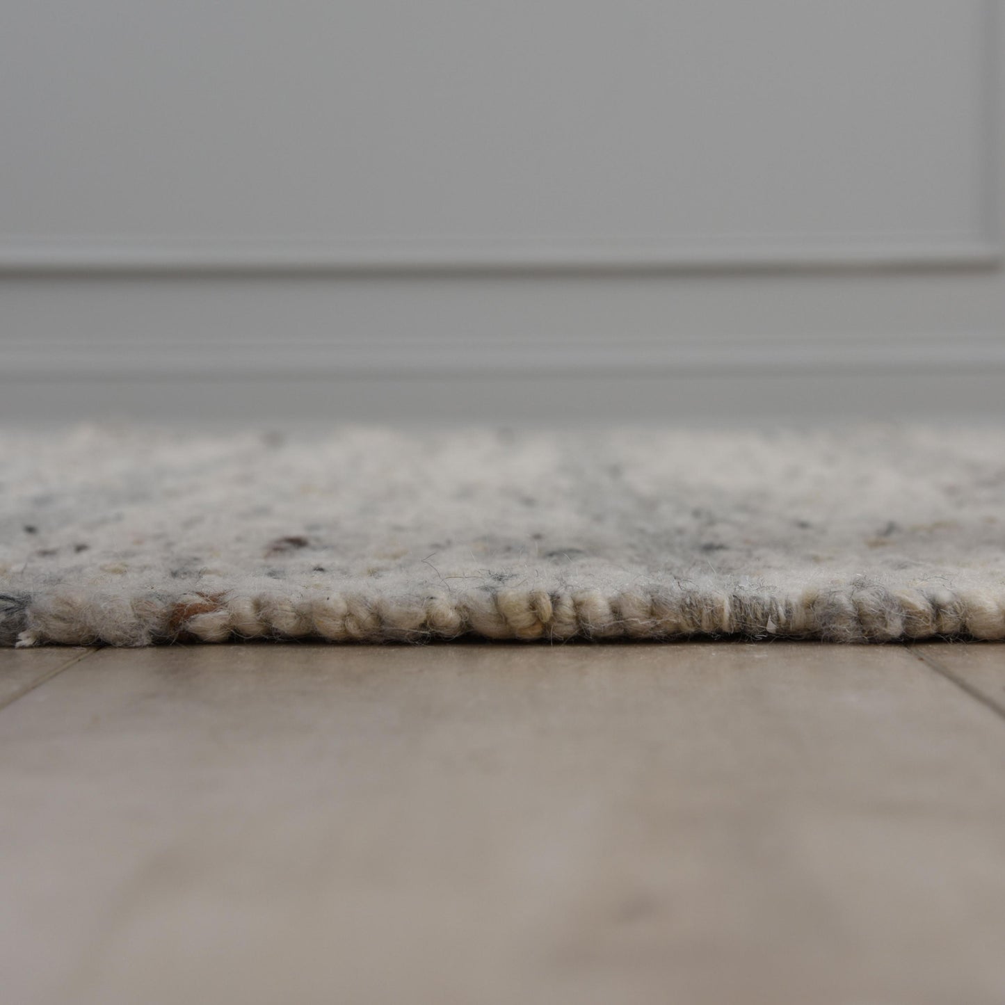 Rug, casual style, 8' x 10'.