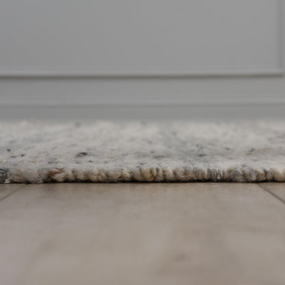 Rug, casual style, 8' x 10'.