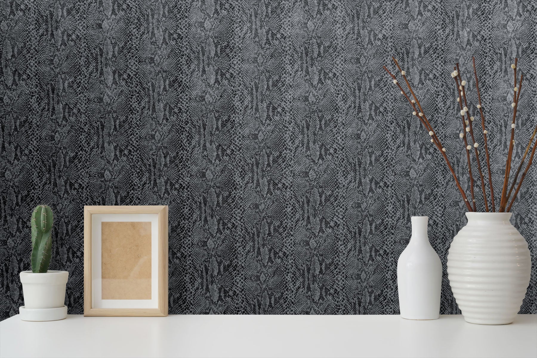 Python gloss vinyl wallcovering, NJ26ATL-1008