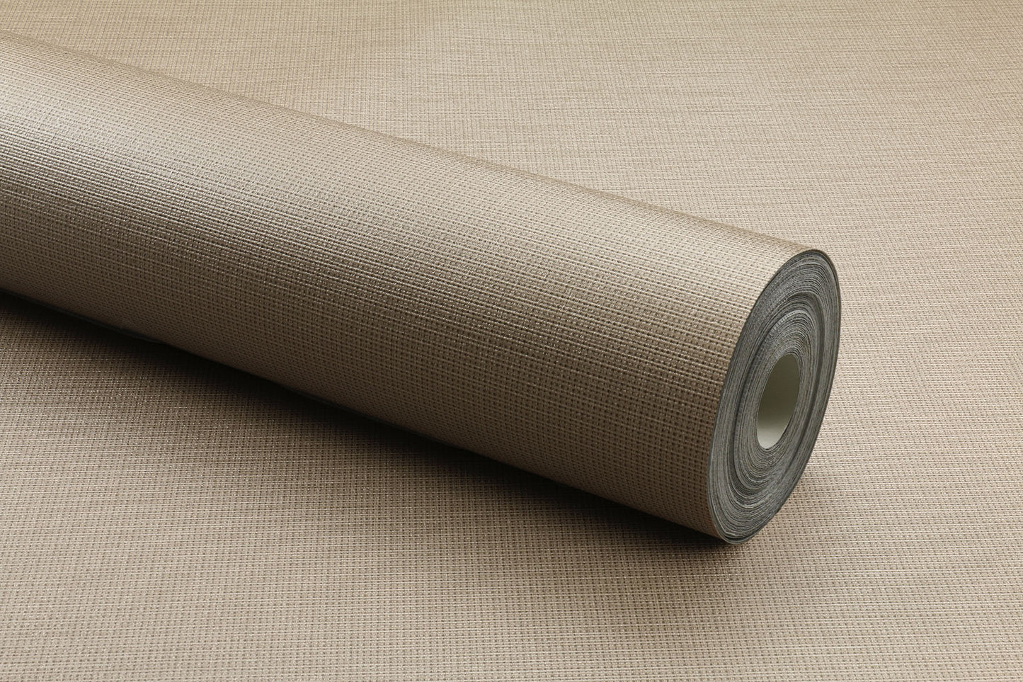 Saville Gloss vinyl wallcovering NJ26ATL-1014
Tan brown gloss vinyl wallpaper with textured luxury finish by NICHOLASJOHN INC. for modern interiors, accent walls, living rooms, bedrooms, offices, and upscale home decor.