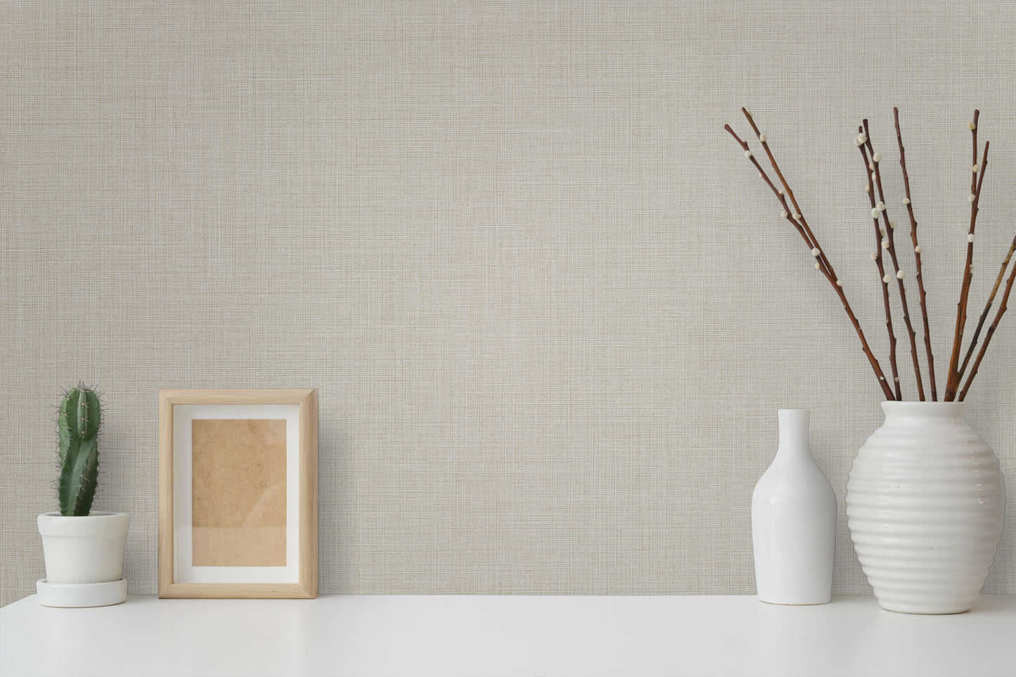 Gold textured vinyl wallpaper with flax pattern and pearl finish, luxury wallcovering for modern living room and bedroom accent walls, woven texture wallpaper in warm gold tones, high-end interior design wall decor, durable USA-made vinyl wallpaper for elegant home styling.