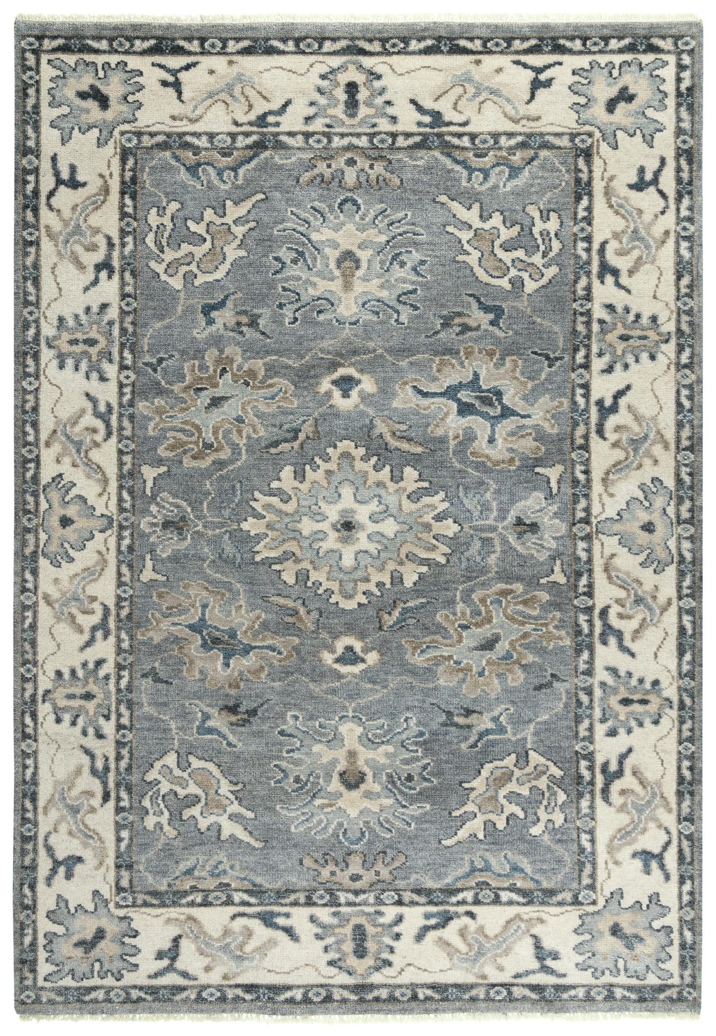 Ashton Traditional rug, 6' x 9'.