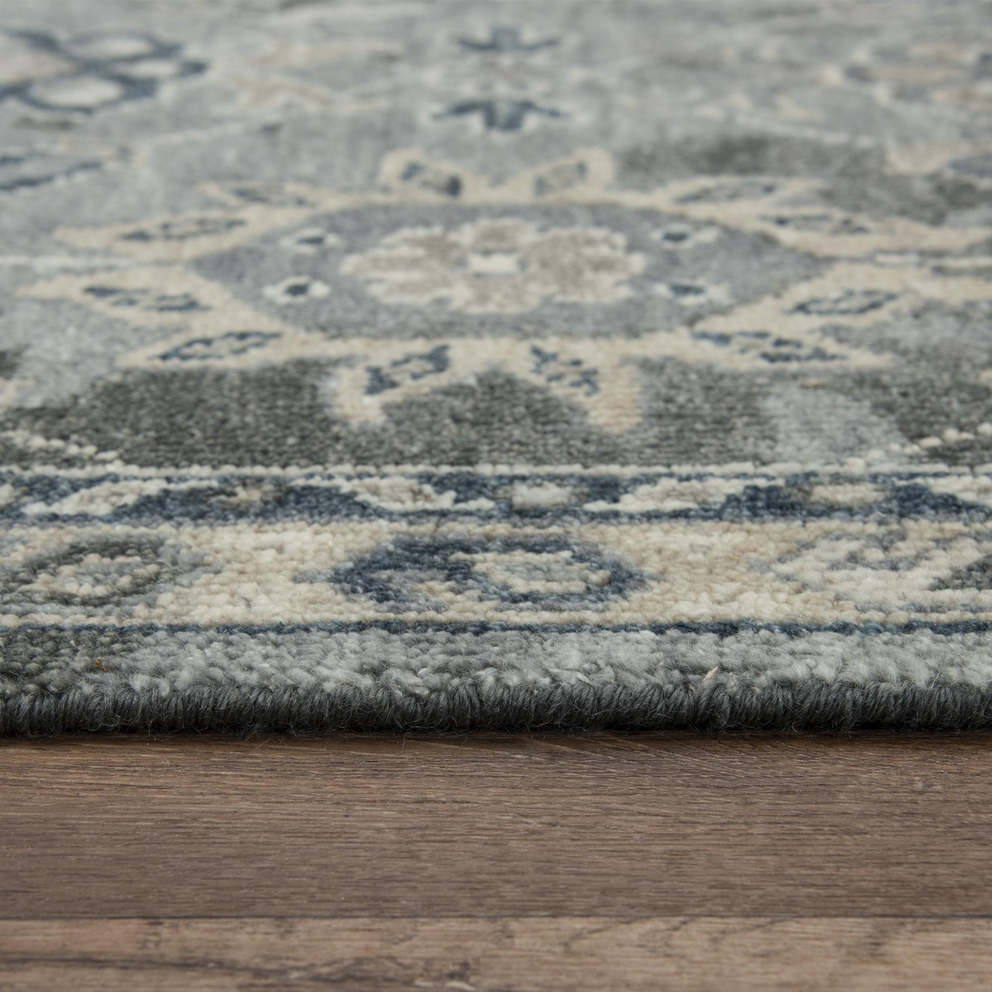 Ashton Traditional rug, 10' x 14' - ATNATN92100331014