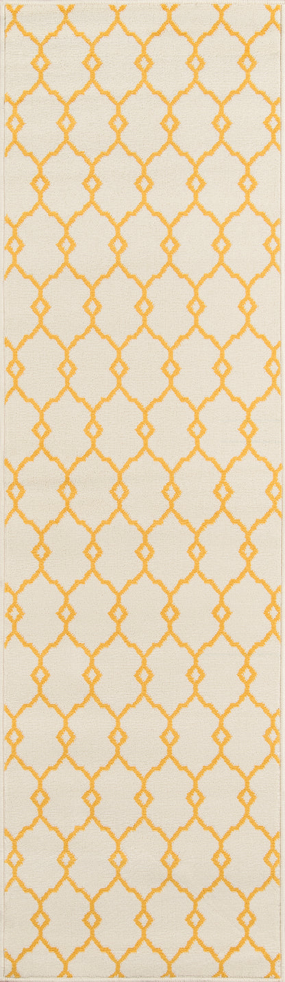 Cream rug with a yellow Moroccan trellis (quatrefoil) lattice pattern, 7' x 10'.