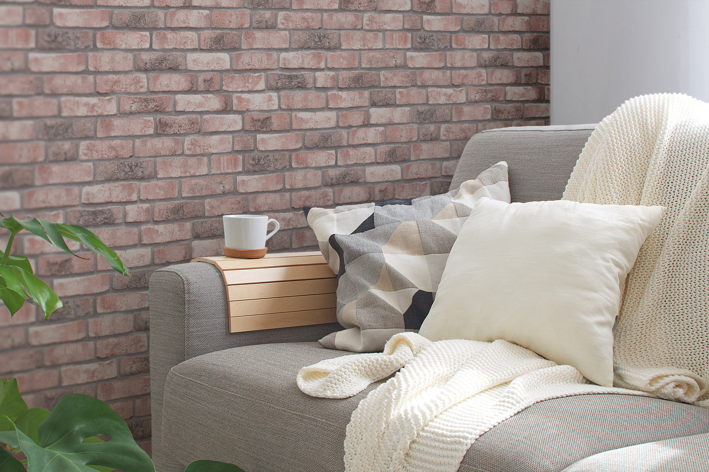 GALERIE WALLCOVERINGS The Bricks And More    Pink   - BB51109
