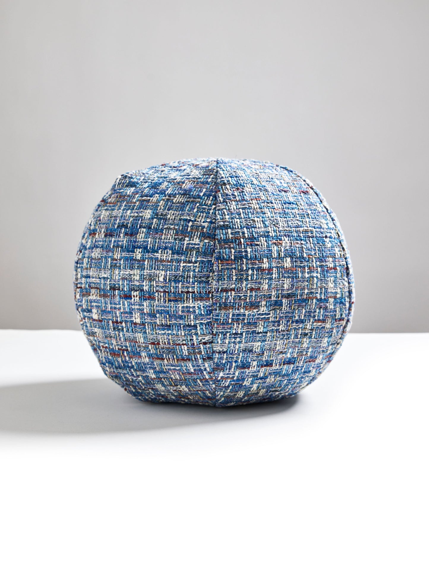 SCALAMANDRE PILLOWS   TEXTURE ROUND    - BI 0001RADKFAYE NEW SKU # BIRADKFAYE0001