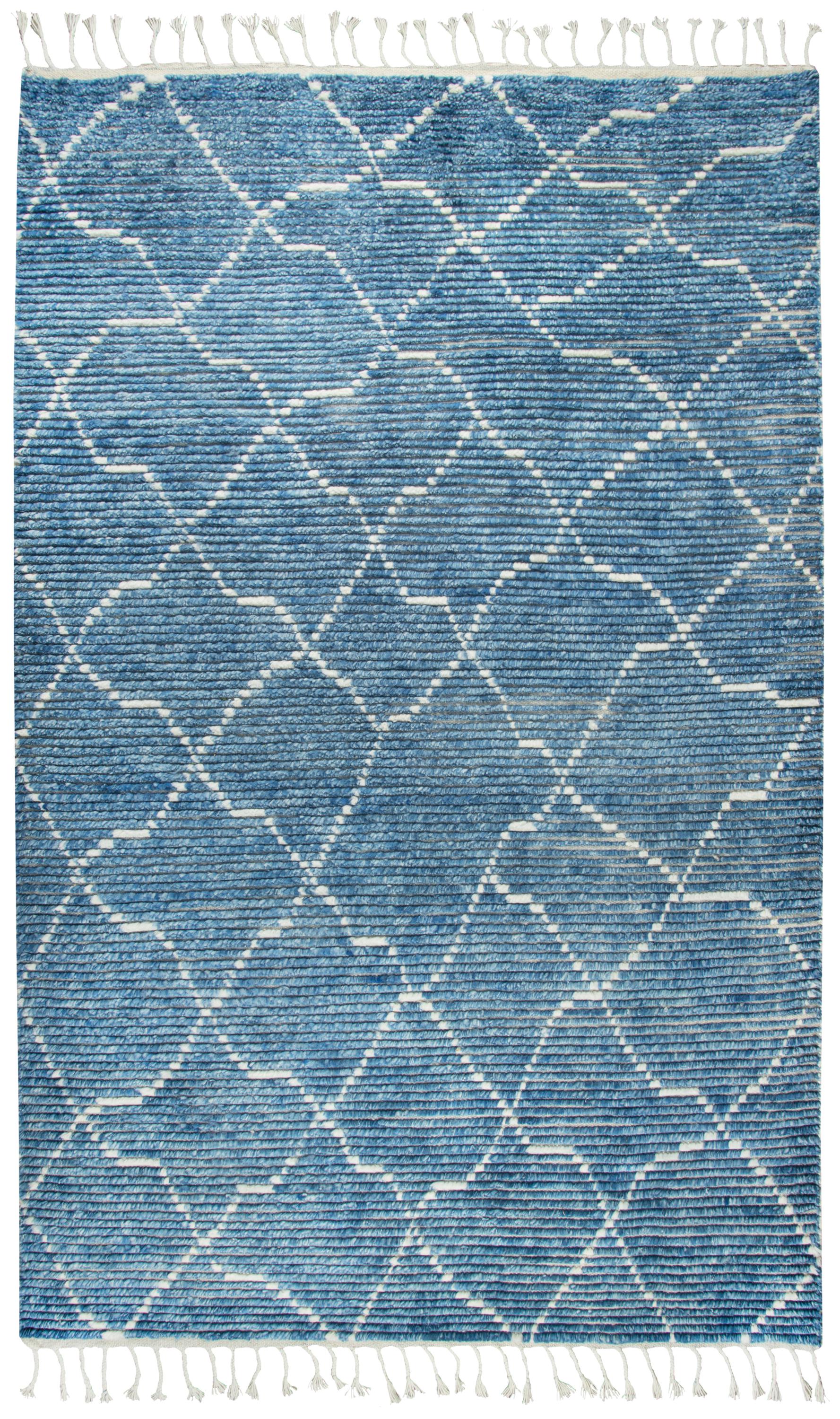 Rug, 9' x 12'.