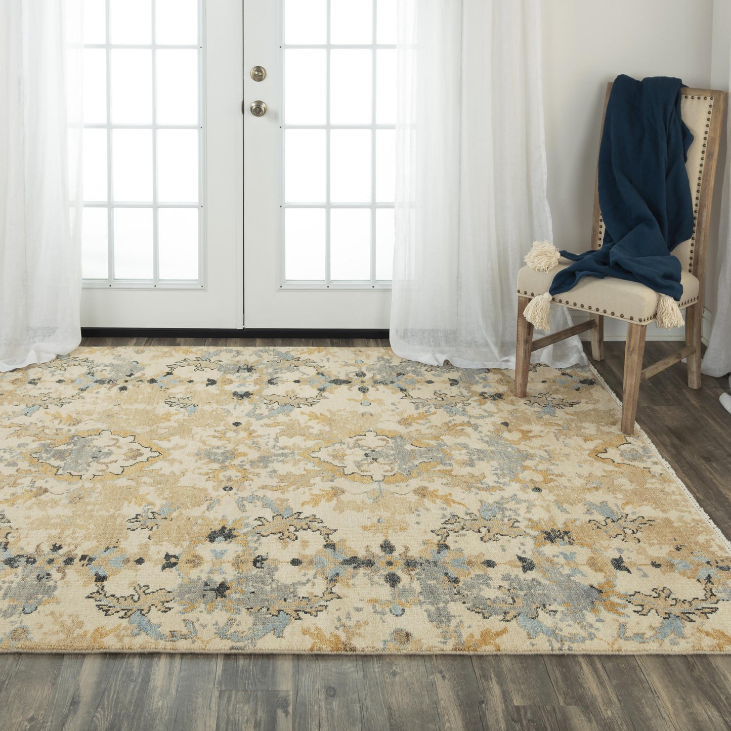 Belmont transitional rug, 10' x 14'.
