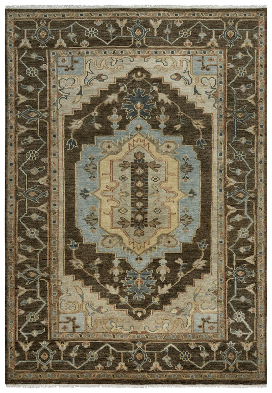 Traditional rug, 10' x 14'.