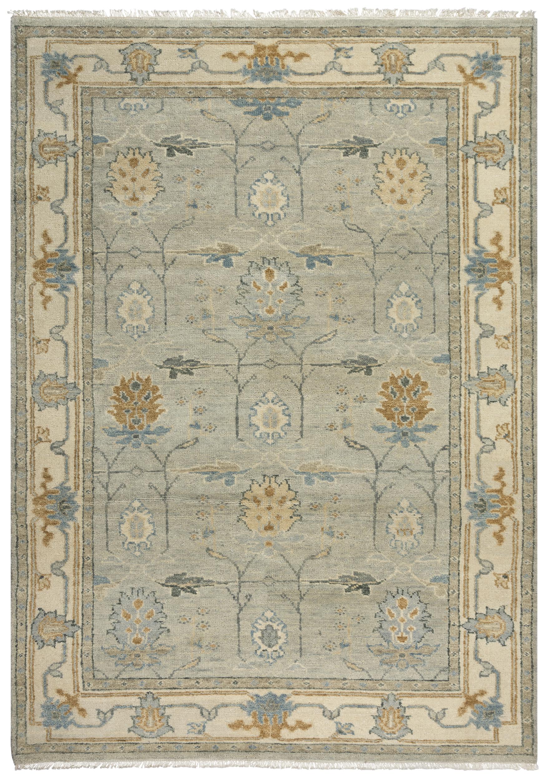 Belmont Traditional rug, 2' x 3'.