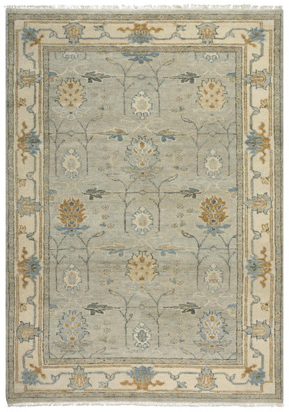 Belmont Traditional rug, 9' x 12'.