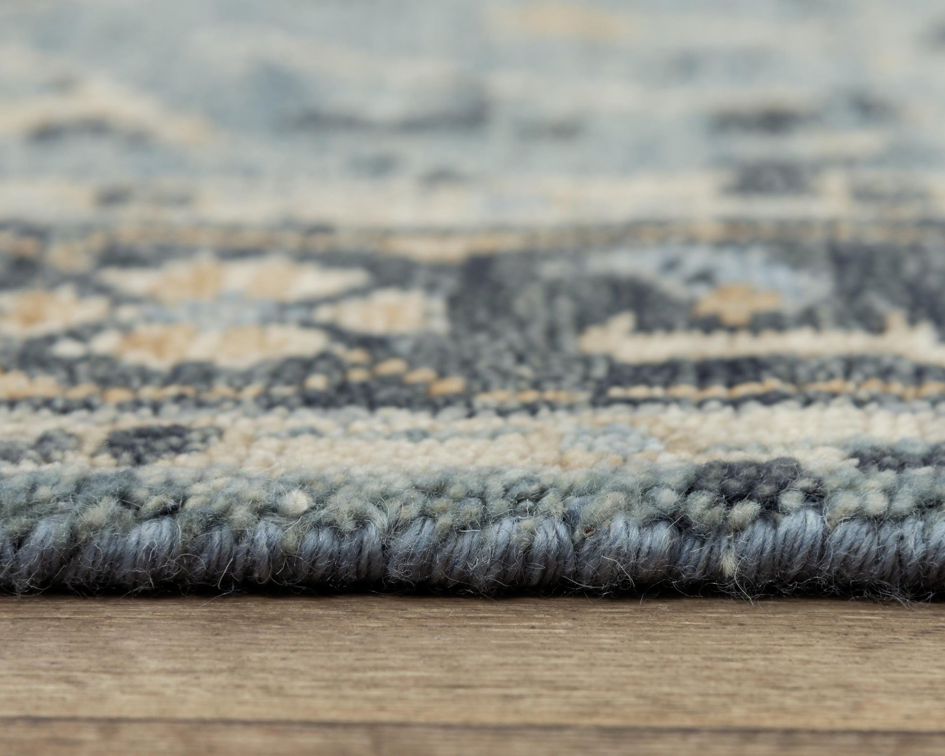 Traditional rug, 9' x 12'.
