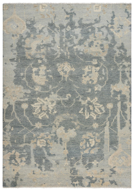 Transitional rug, 2' x 3'.