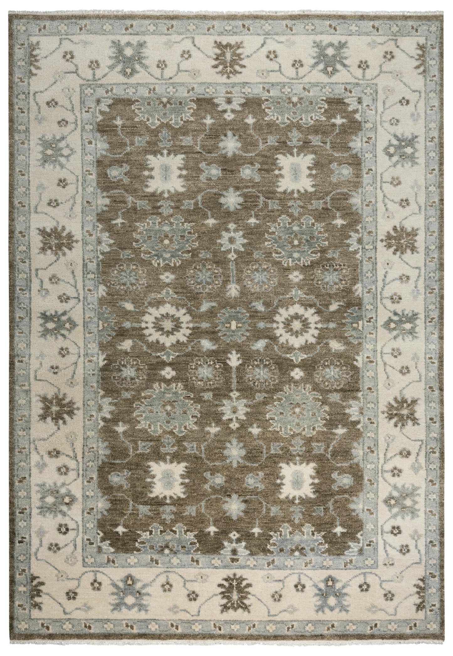 Traditional 10' x 14' rug