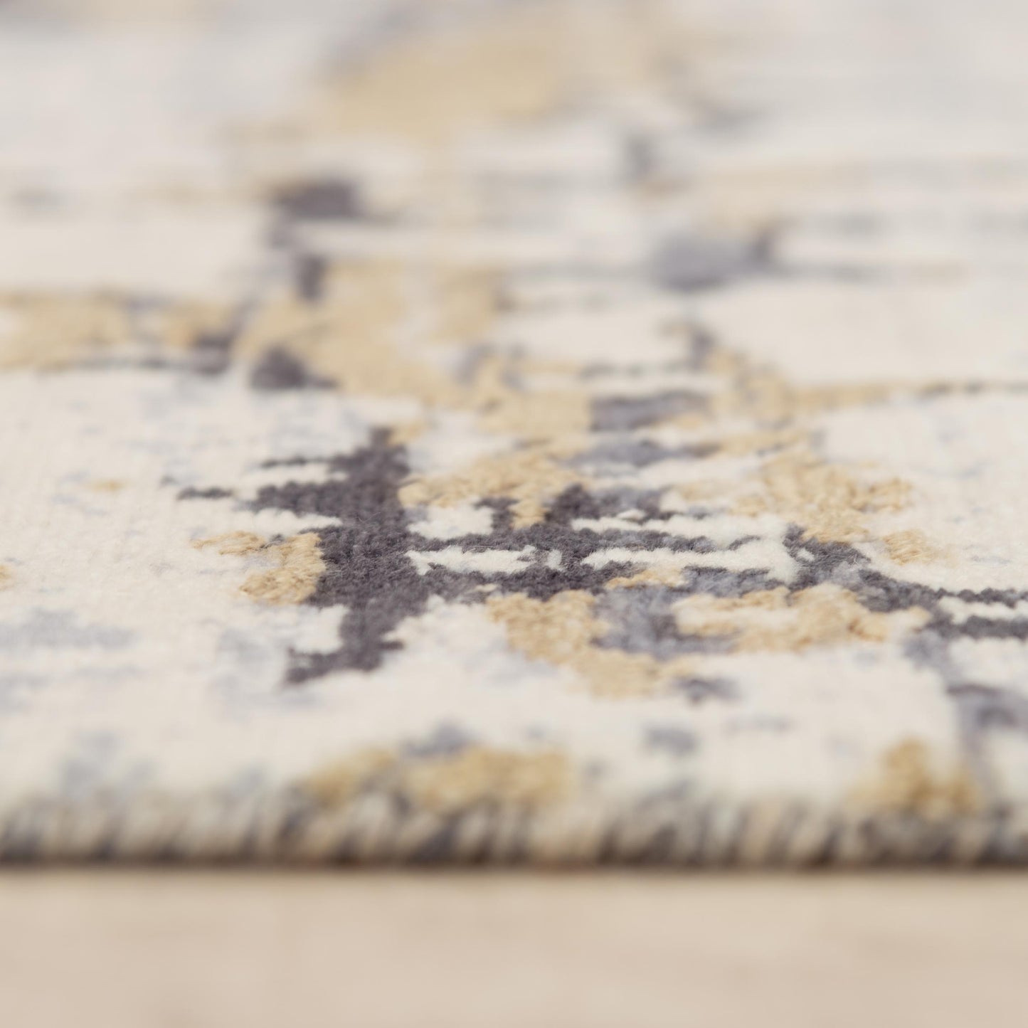 Bolero rug, contemporary, 5' x 8'.
