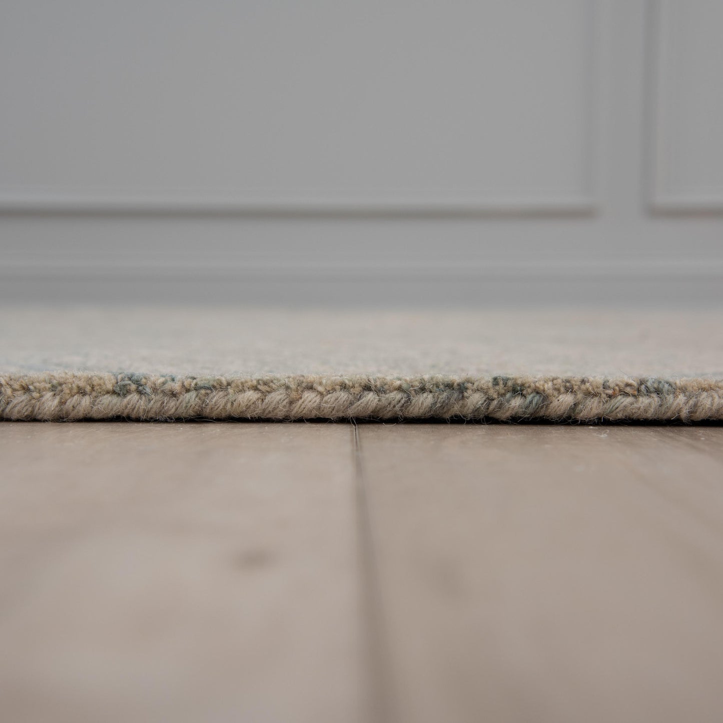 Brindleton casual rug, 5' x 8'.