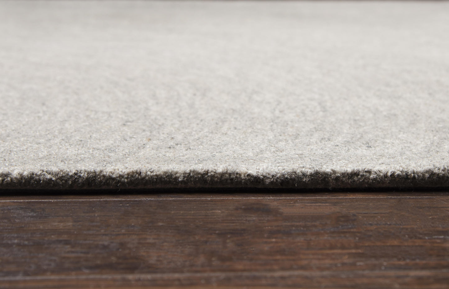Contemporary rug, 9' x 12'.