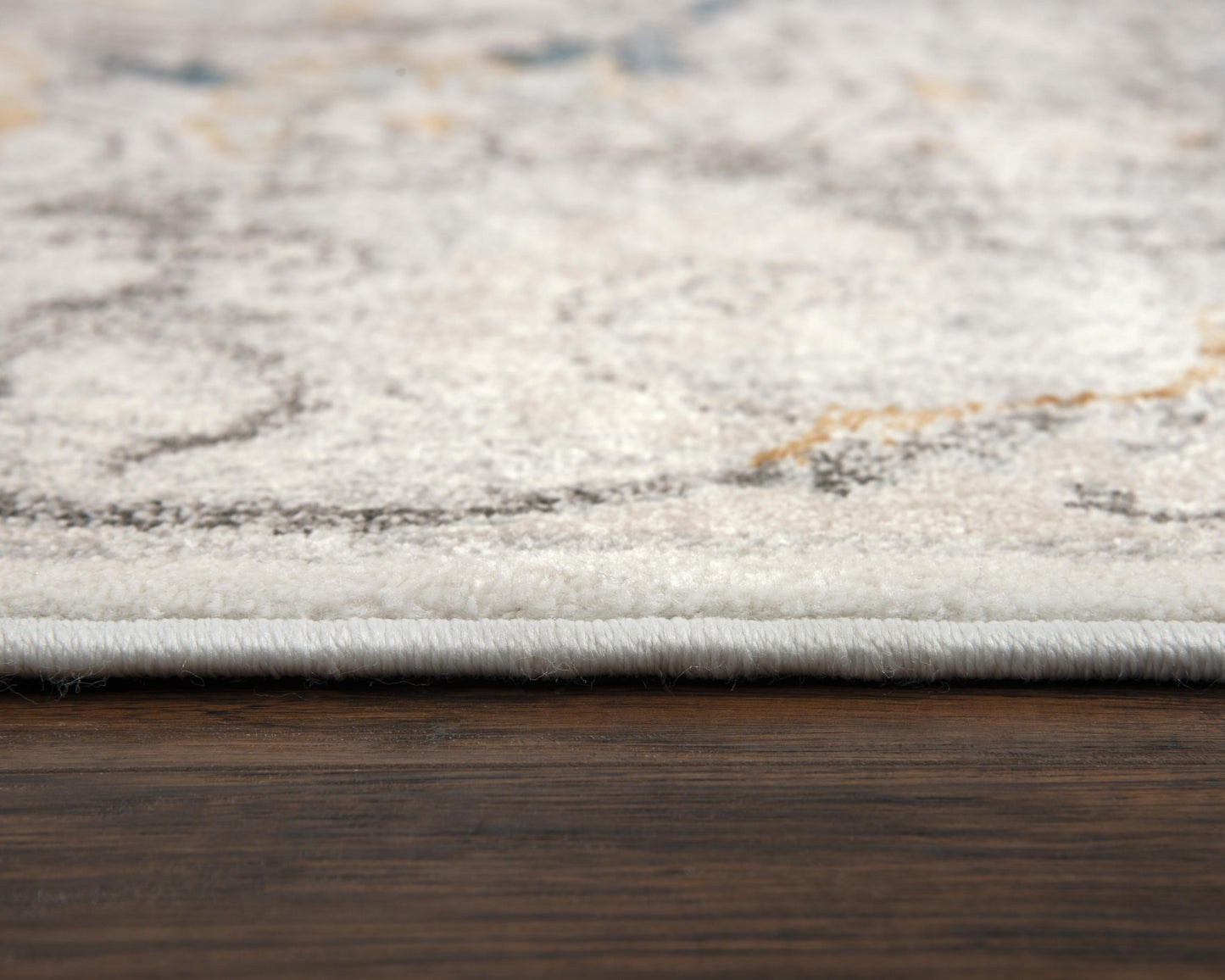 rug, 4' x 6'.