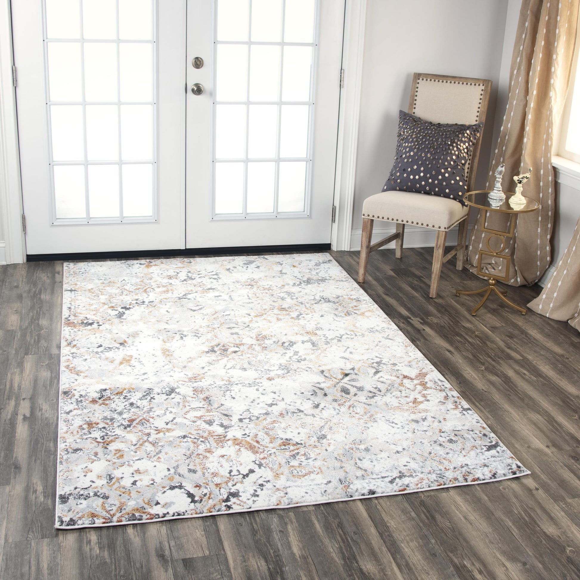 Rug, traditional style, 5' x 8'.