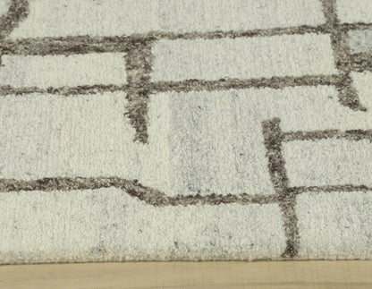 Bronson rug, transitional style, 2' x 3'.