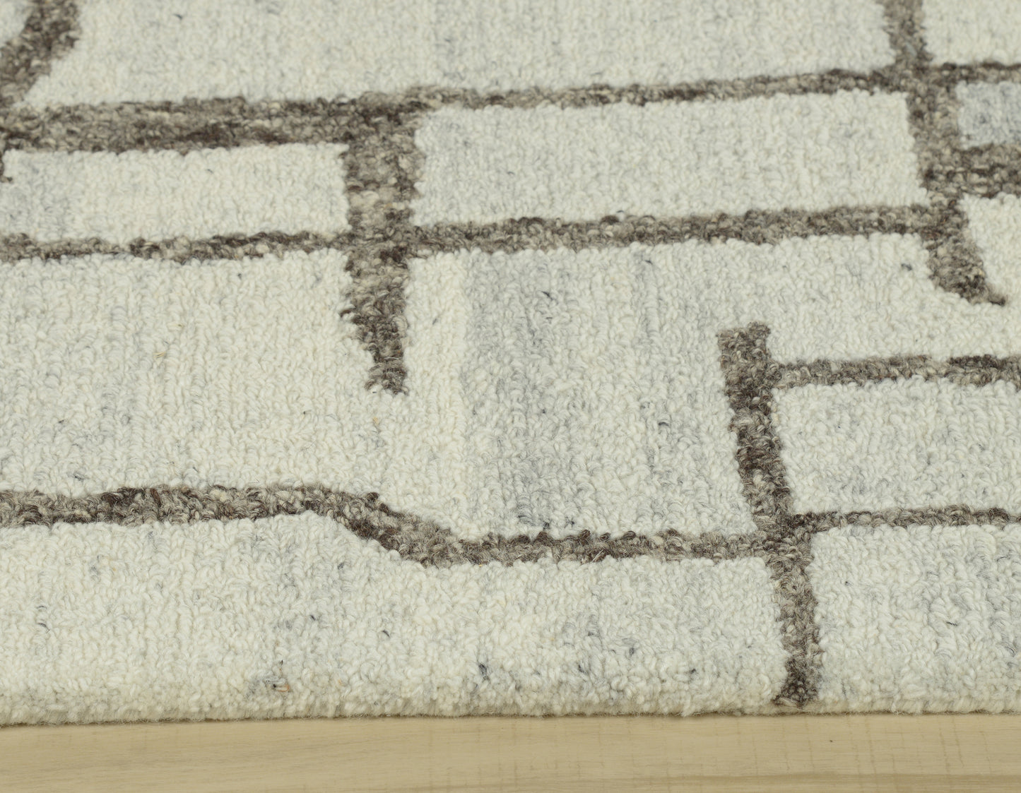 Bronson transitional rug, 10' x 13'.