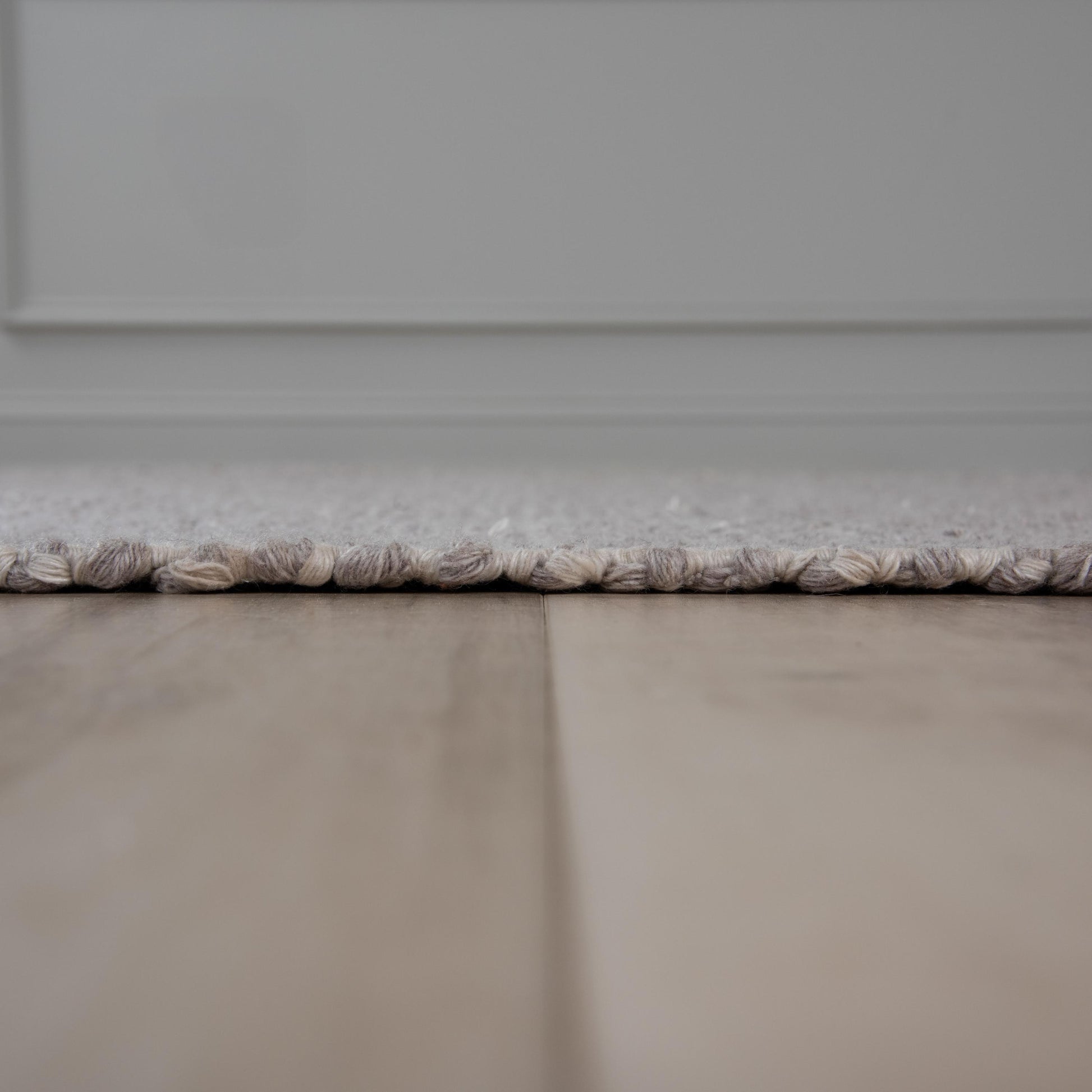Area rug, 9' x 12'.