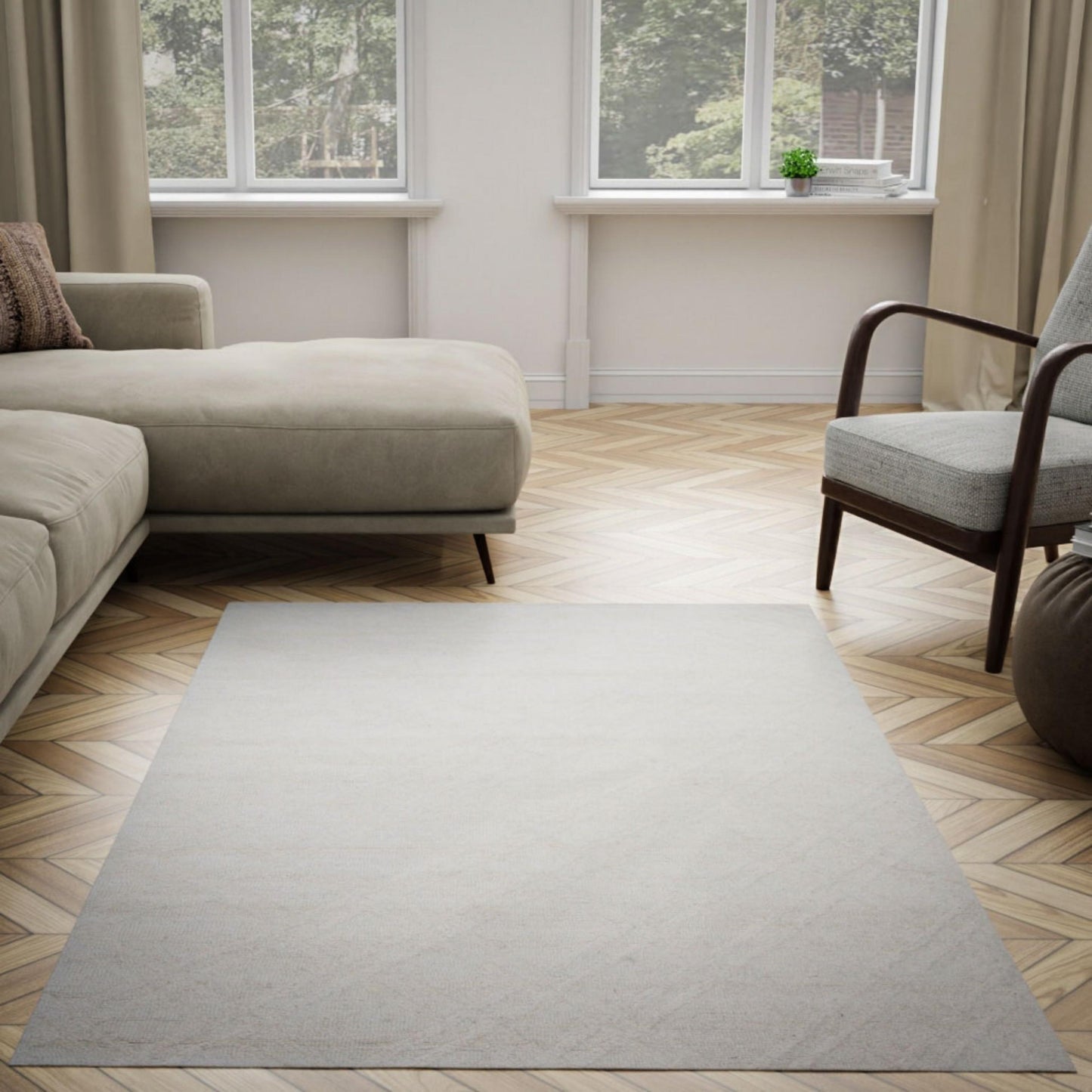 Contemporary rug, 5' x 8'.
