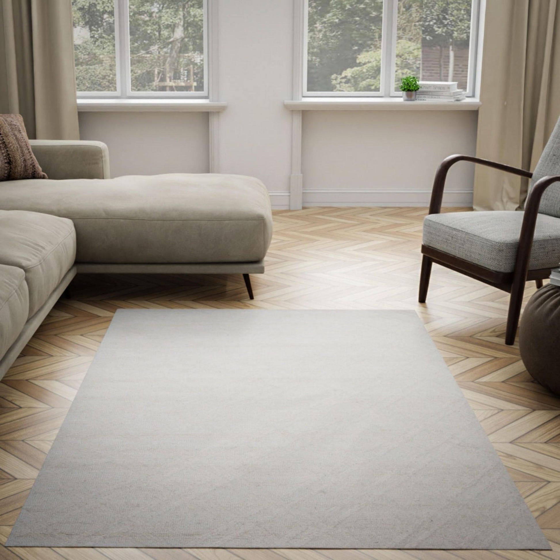 Contemporary rug, 5' x 8'.