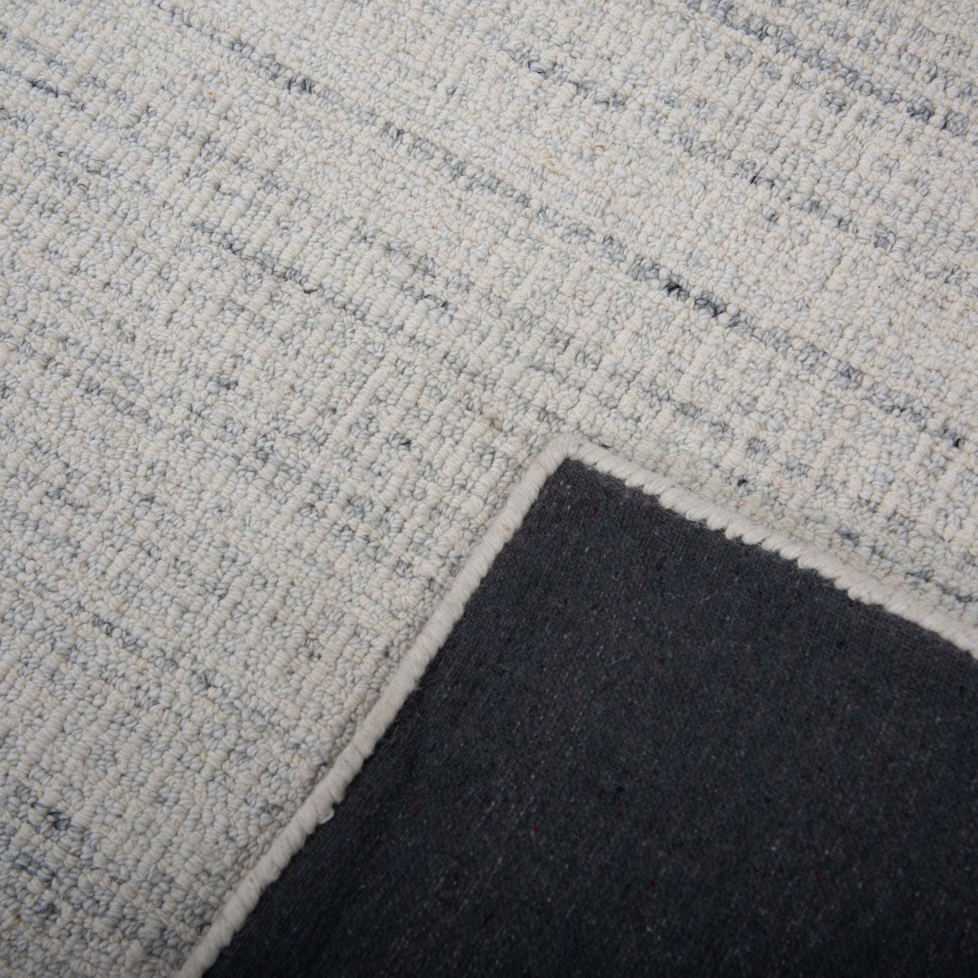 Bixby casual rug, 5' x 8'.
