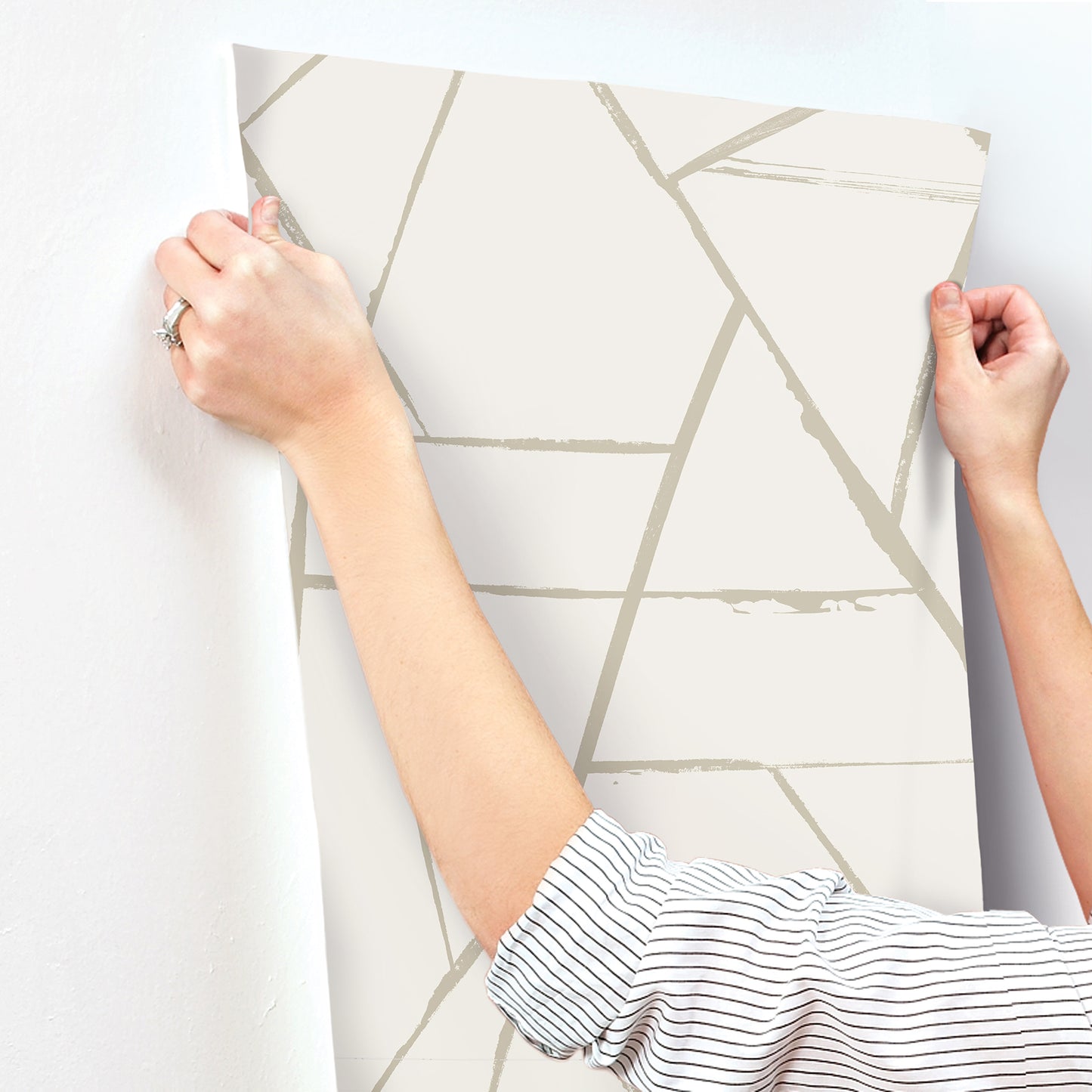 York Wallcoverings Carol Benson-Cobb Signature Intersect Beige Metallic Wallpaper  Geometrics Neutrals  Wallpaper - CC1293