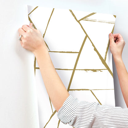 York Wallcoverings Carol Benson-Cobb Signature Intersect Gold Metallic Wallpaper  Geometrics Metallics  Wallpaper - CC1294