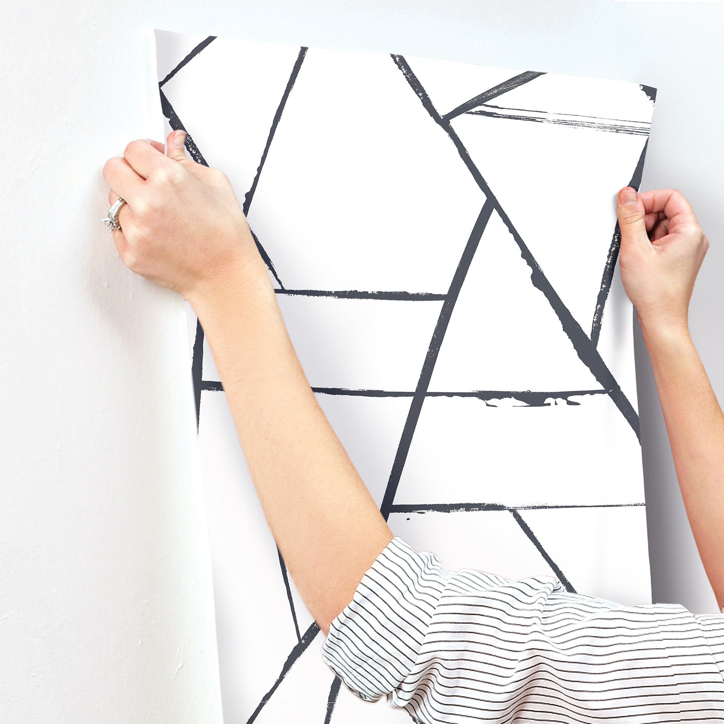 York Wallcoverings Carol Benson-Cobb Signature Intersect Black Wallpaper  Geometrics Blacks  Wallpaper - CC1295