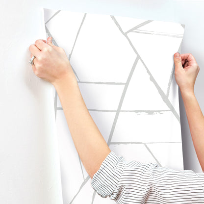 York Wallcoverings Carol Benson-Cobb Signature Intersect Silver Metallic Wallpaper  Geometrics Metallics  Wallpaper - CC1296