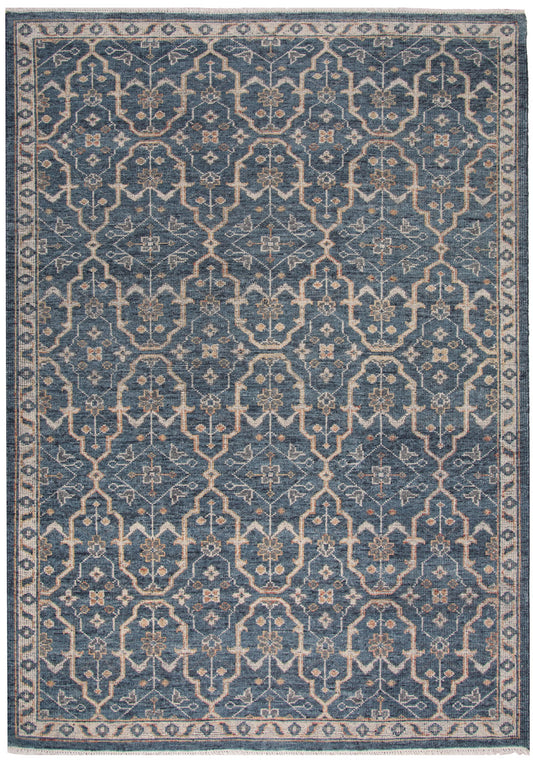 Traditional rug, 9' x 12'.
