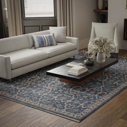 Traditional rug, 6' x 9'.