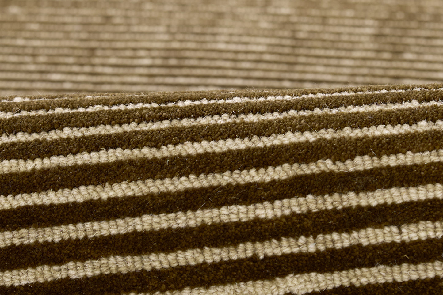 Momeni Rugs   Charles 5'X8'    - CHARSCHR-5BRN5080