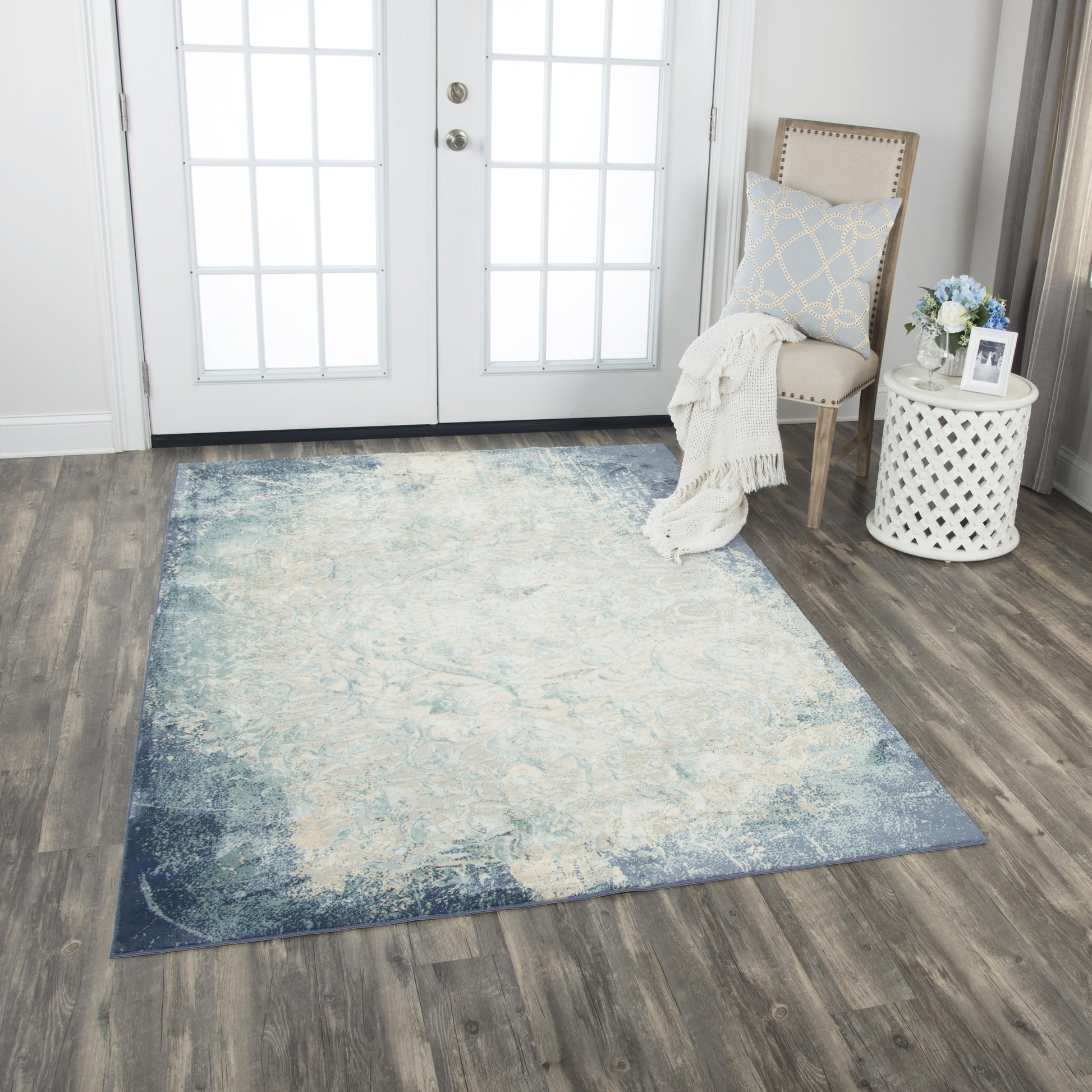 Transitional rug, 8' x 10'.